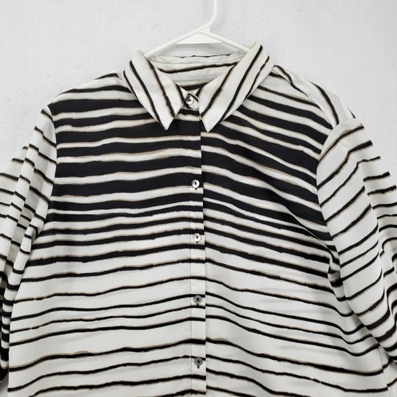 Chicos Top Women's 3/4 Sleeve Striped Button Up Tunic Black Large(12/14) - Picture 6 of 12